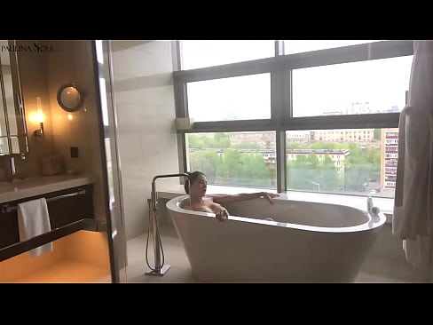 ❤️ Banget babe passionately jerking mati dheweke pus ing jedhing Saru rusia ing jv.ttsex.ru ❤